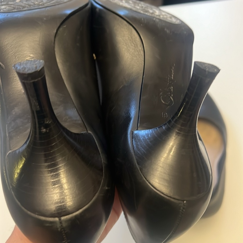 Cole Haan Black Leather Heels Pumps Bundle of 2 size 9.5 and 10 - Picture 4 of 12